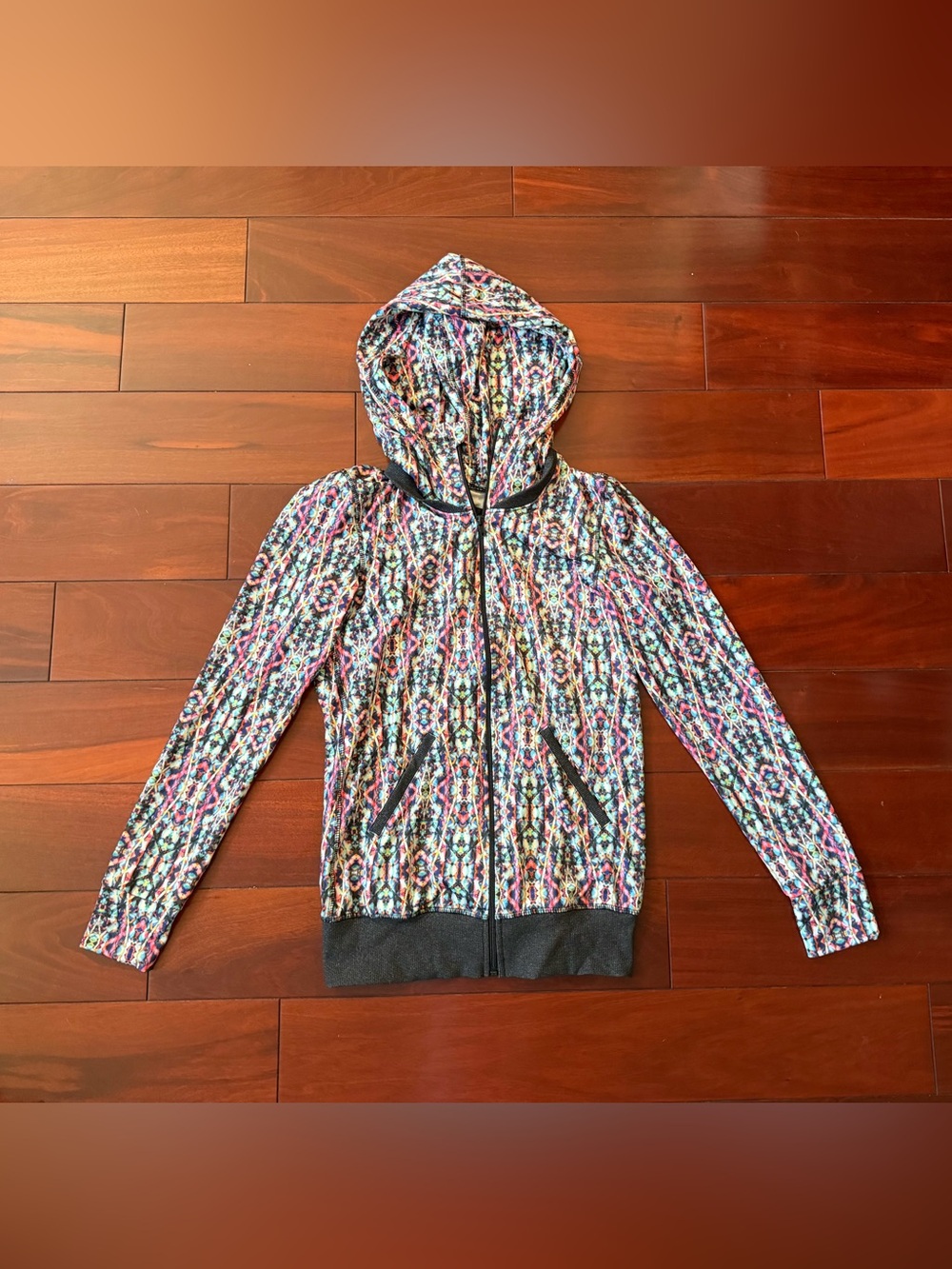 Karen Kane Colorful Kaleidoscope Print Hooded Zip Jacket Women's Sz S